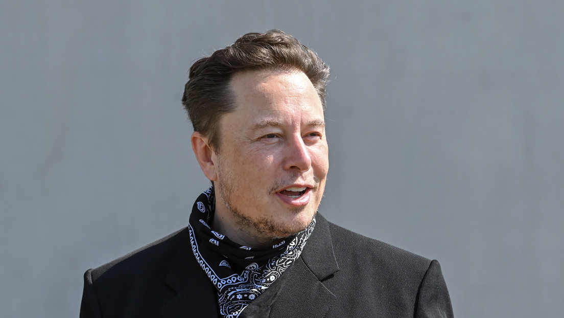 Piden que Elon Musk pague 13.000 millones de dólares por presuntamente diseñar como un «rescate» la compra de SolarCity por Tesla