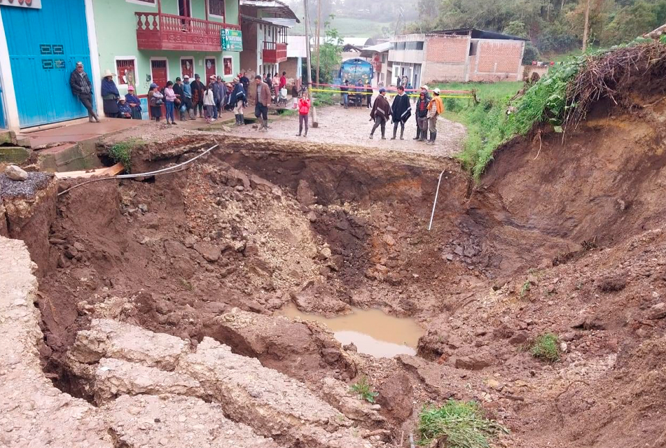 CAJAMARCA REGISTRA MÁS DE 900 EMERGENCIAS POR LLUVIAS 