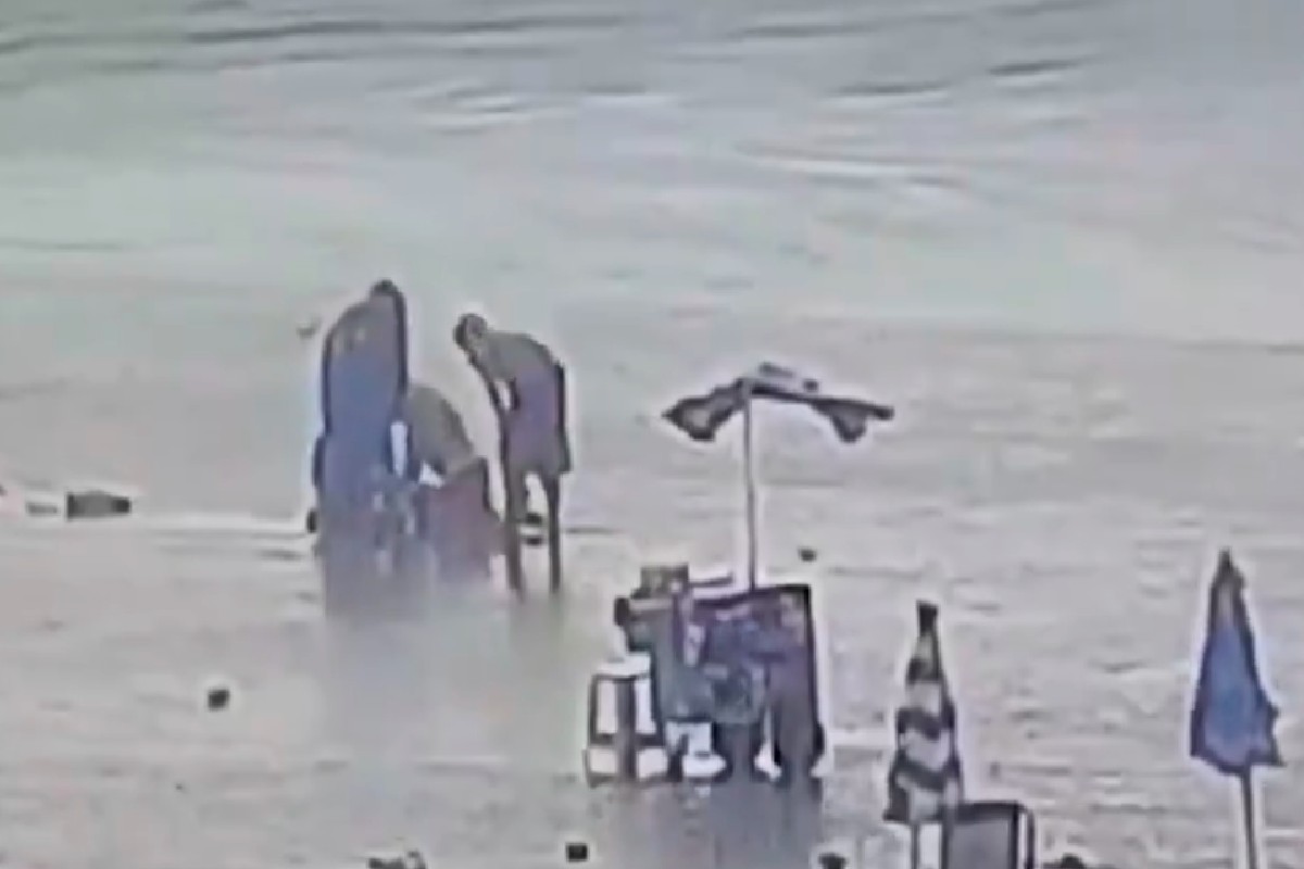 VIDEO: Muere mujer al caerle un rayo en la playa