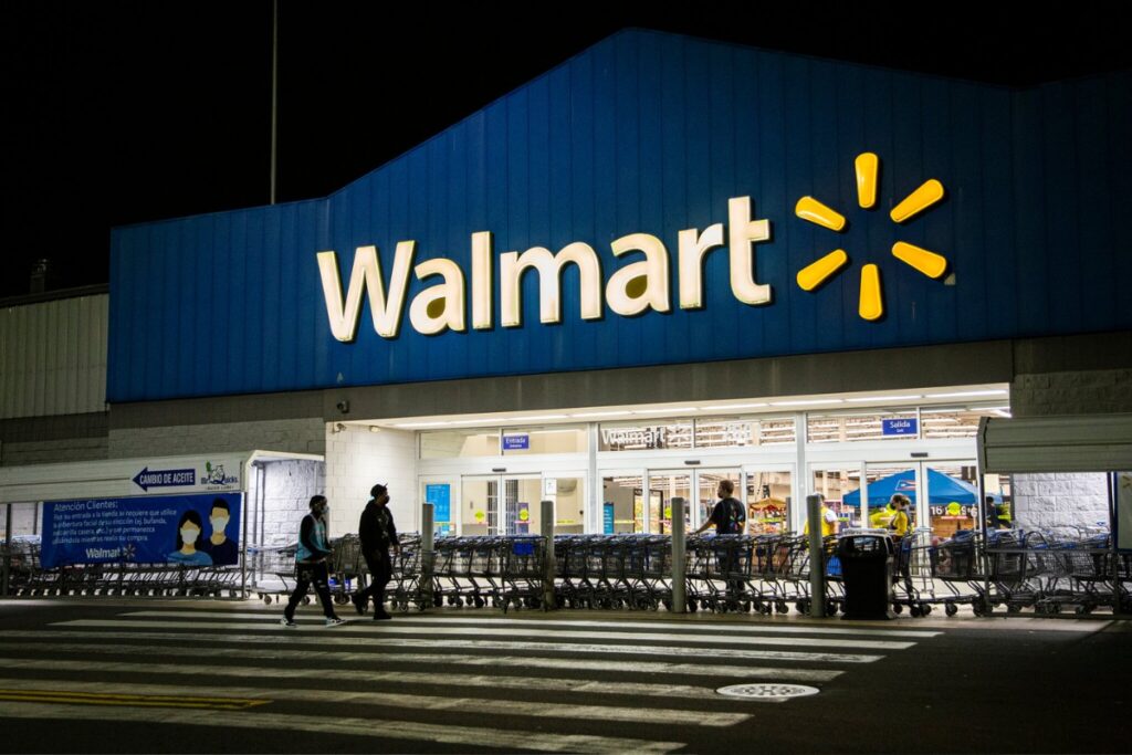 VIDEO: Encuentran a un niño congelado en Walmart