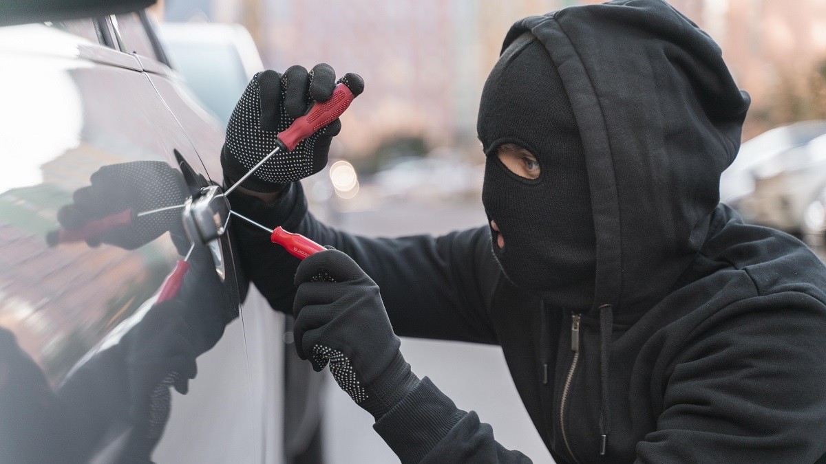 La insólita recomendación de policía canadiense para evitar los robos de autos: Dejar las llaves fuera de casa