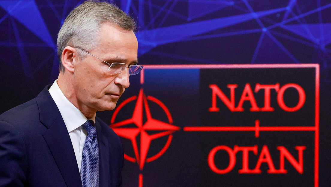Presentador estadounidense: Cuando la OTAN pierde una guerra, recurre al terrorismo