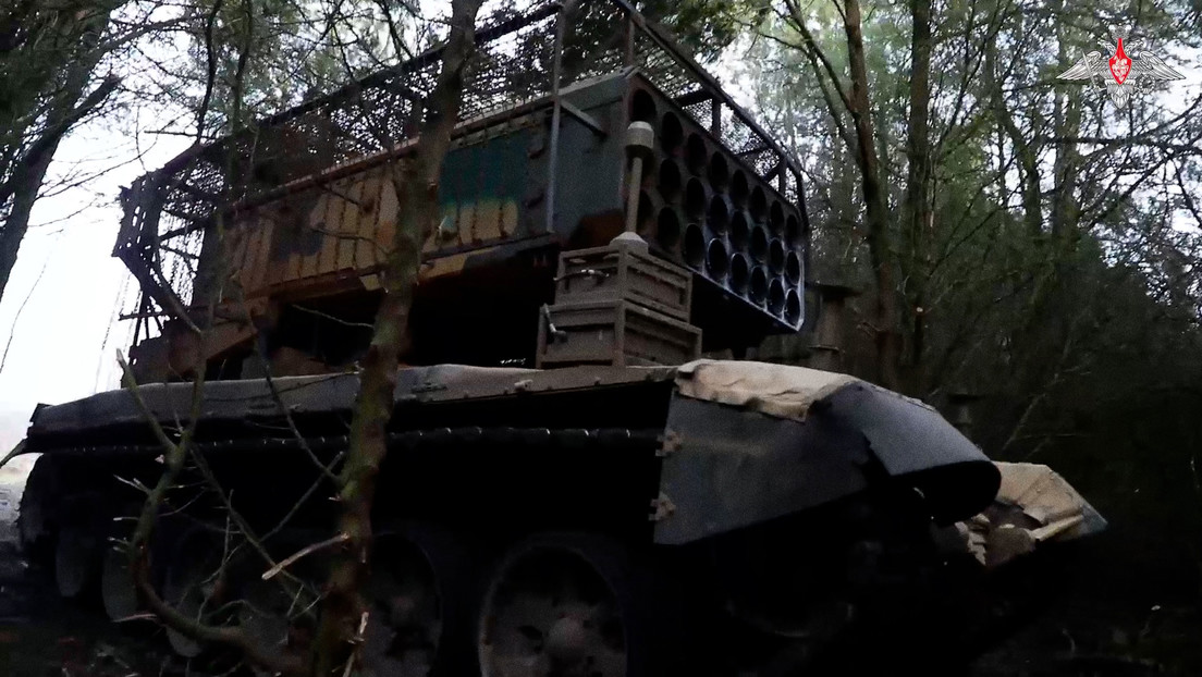 VIDEO: Fuerzas rusas destruyen con un «mar de fuego» posiciones de Kiev