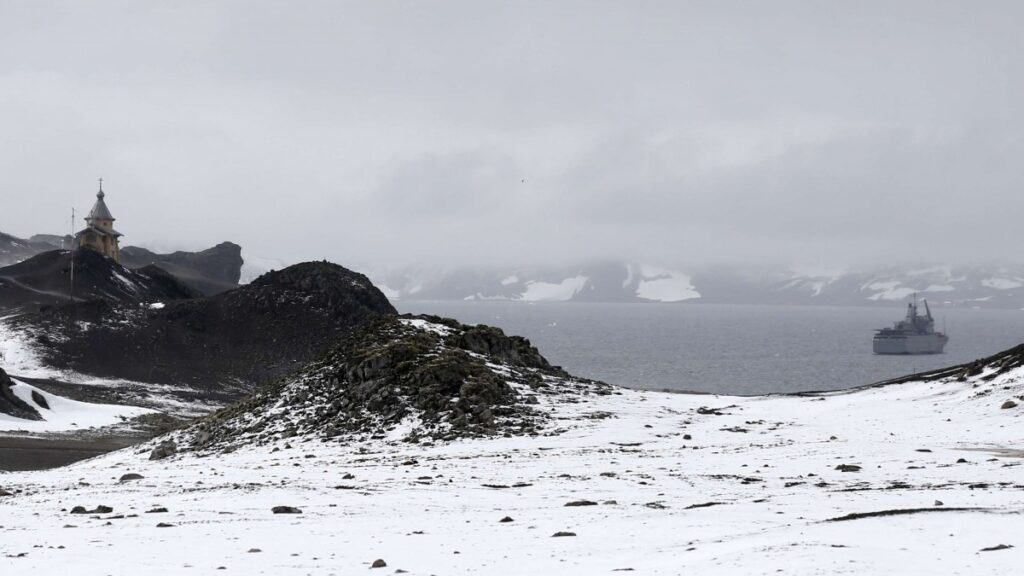 Rusia afirma haber encontrado petróleo en zona de la Antártica reclamada por Chile y Argentina