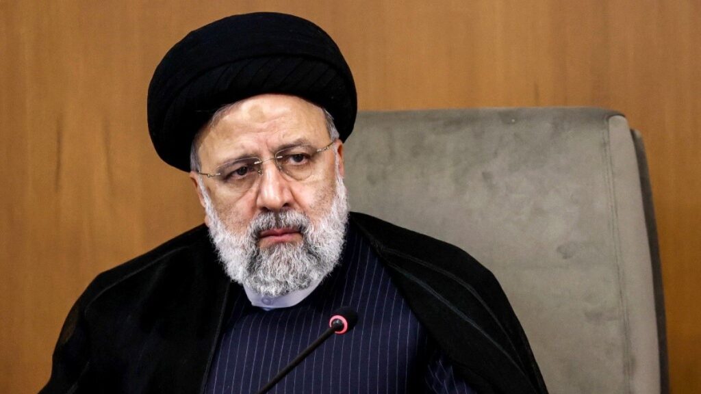 Presidente de Irán Ebrahim Raisi se encuentra «ilocalizable» tras accidente de helicóptero