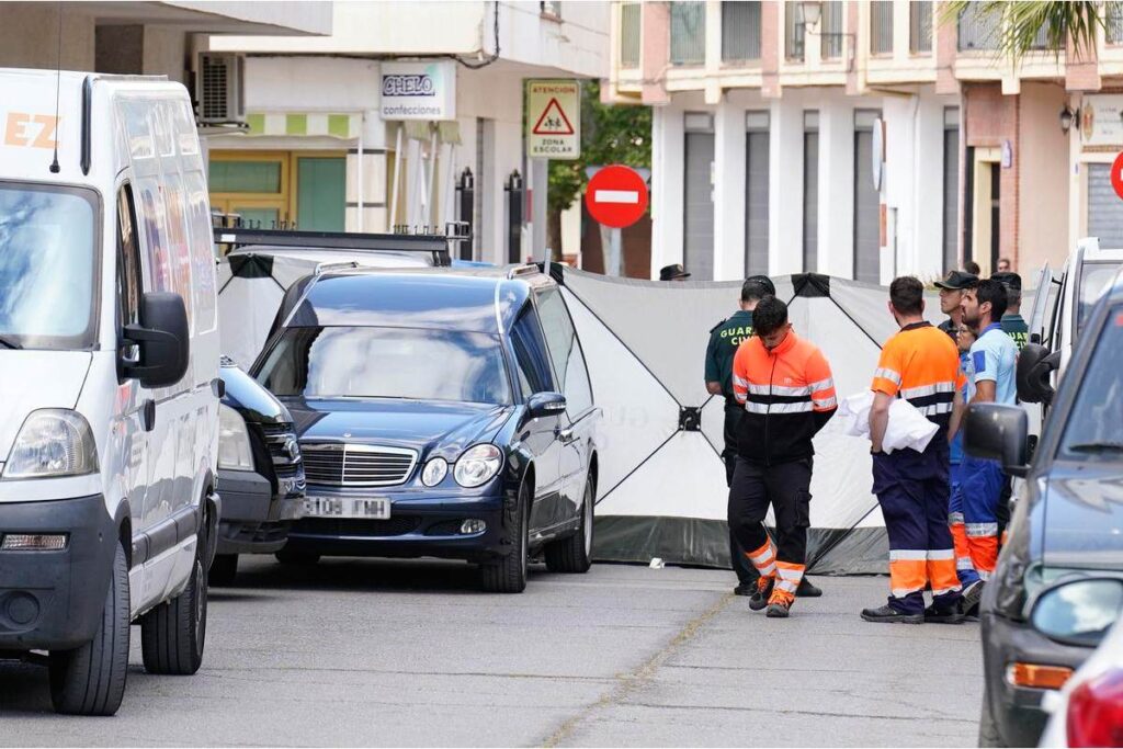 Hombre se quita la vida tras matar a sus dos nietos en España