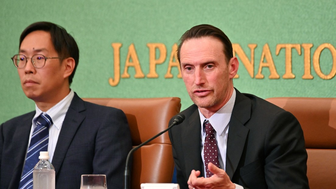 Nieto de Oppenheimer visita Hiroshima: «Es hora de que le hagan caso»