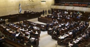 El Parlamento de Israel aprobó una ley que permitirá deportar a familiares de terroristas a la Franja de Gaza