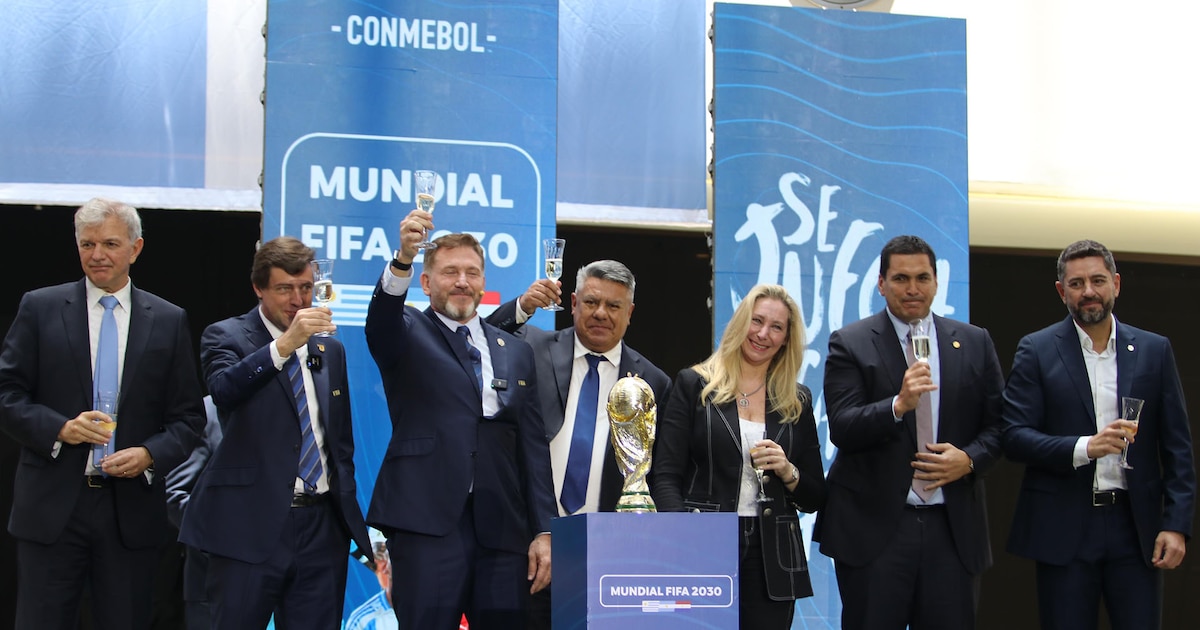 FIFA oficializó que Argentina, Uruguay y Paraguay albergarán los partidos inaugurales del Mundial 2030