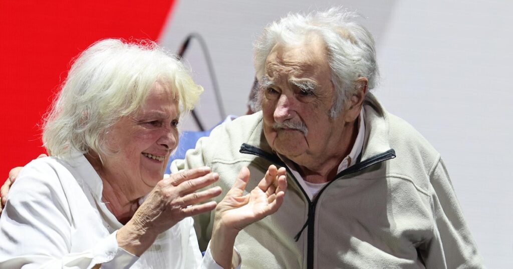 Polémica en Uruguay porque José Mujica y Lucía Topolansky aseguraron que hubo falsos testimonios contra represores