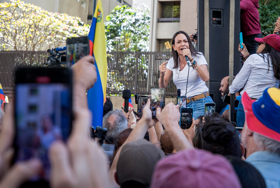 FALTA DE CREDIBILIDAD DEL CHAVISMO PONE EN DUDA NEGACIÓN DE DETENCIÓN DE MARÍA CORINA MACHADO