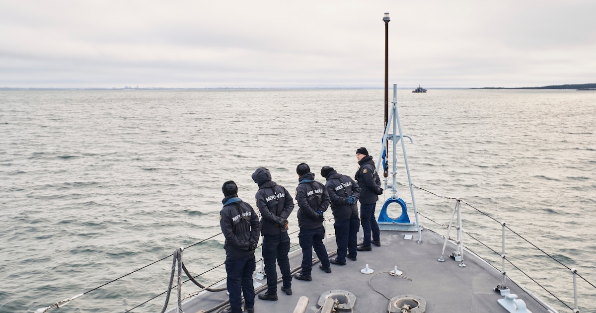 Suecia incautó un barco sospechoso de haber saboteado un cable de fibra óptica en el mar Báltico