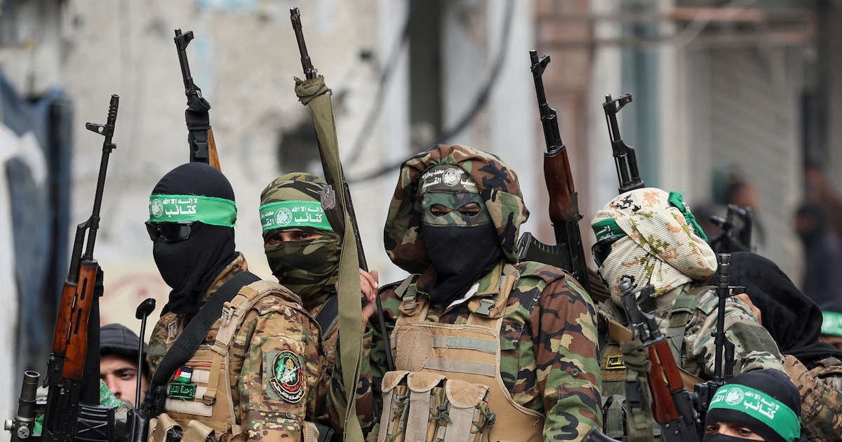 El grupo terrorista Hamas envió a Israel la lista de los rehenes que liberará este sábado: son tres hombres