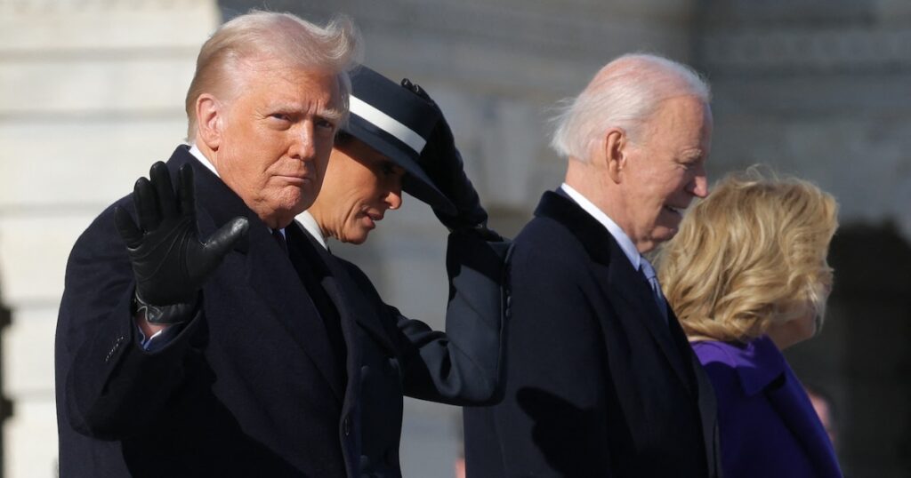 Donald Trump revocó el acceso del ex presidente Joe Biden a la información clasificada y suspendió sus informes diarios de inteligencia