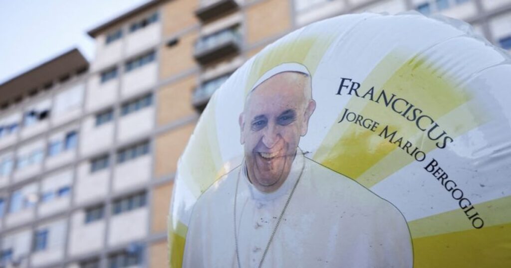 El papa Francisco vuelve a sufrir dos episodios de insuficiencia respiratoria aguda