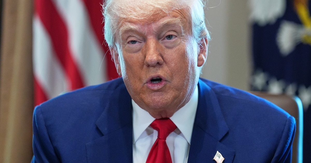 En medio de las tensiones por la guerra comercial, Trump adelantó que Carney visitará la Casa Blanca “la próxima semana”
