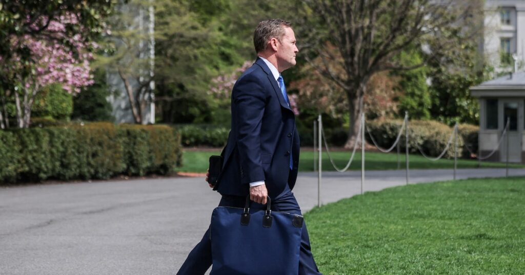 Donald Trump removió de su cargo al asesor de seguridad nacional Michael Waltz: Marco Rubio asumirá el cargo de forma interina