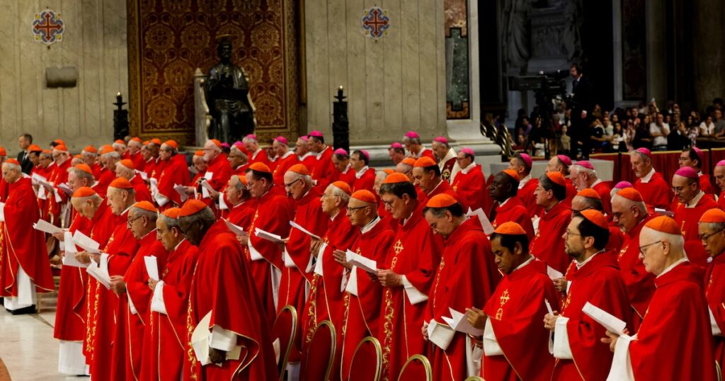 Los cardenales se volvieron a reunir a pocos días del Cónclave: “Necesitamos un poco más de tiempo”