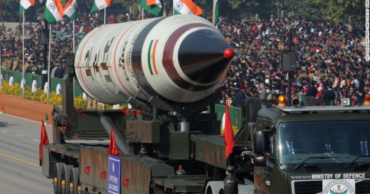 Tensión en Cachemira: así es el arsenal nuclear de India y Pakistán