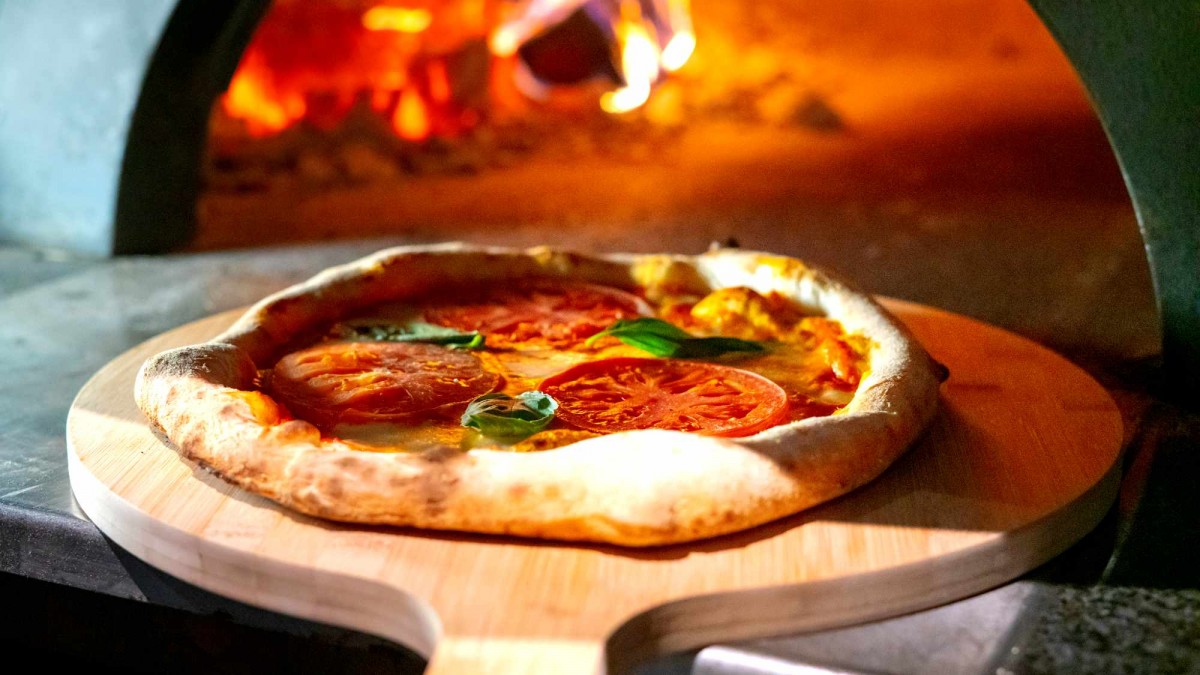 Famosa pizzería cierra para siempre y subasta sus instalaciones en Estados Unidos