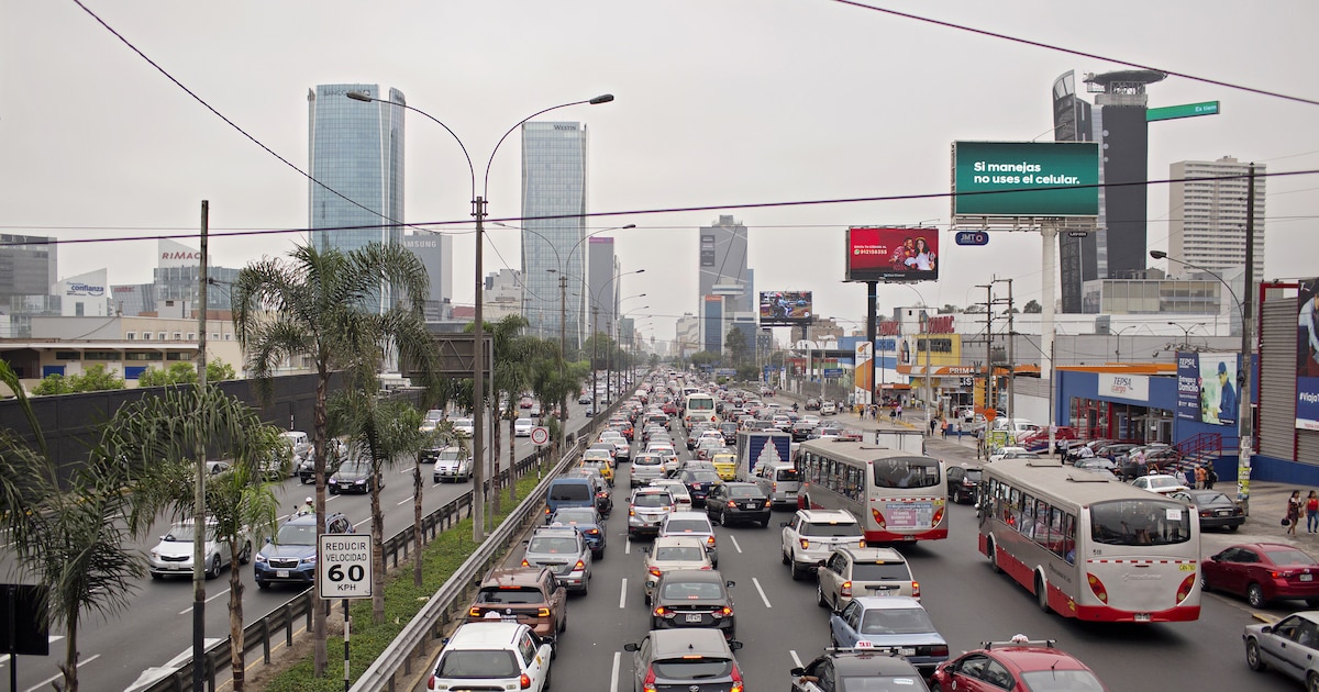 Curso de actualización para conductores será obligatorio desde el 1 de julio: ¿Quiénes lo deben llevar?