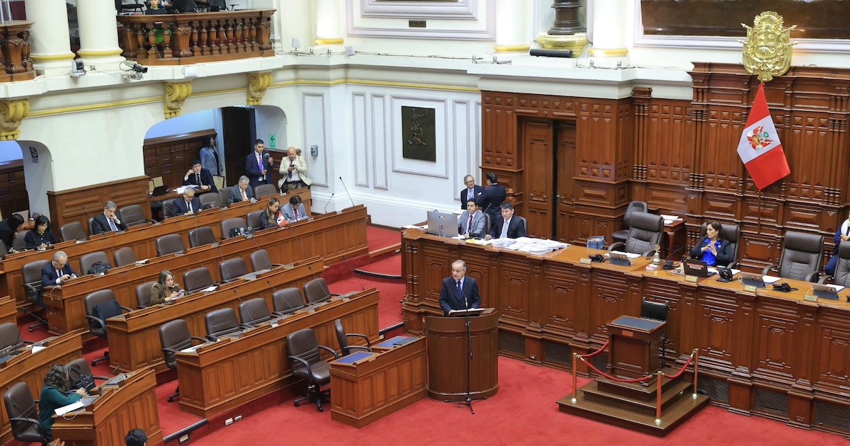 Interpelación al ministro de Energía y Minas inició tarde por ausencia de congresistas