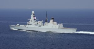 Tensión en el Golfo Pérsico: el régimen de Irán interceptó un destructor británico que se movilizaba en apoyo a Israel