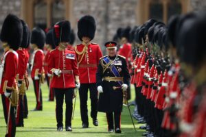 Desfile por cumpleaños de Carlos III rinde homenaje a víctimas del accidente de Air India