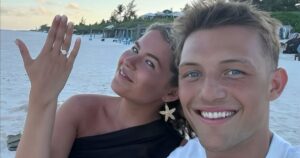 Se nos casa: Oliver Sonne se compromete con Isabella Taulund en una isla en Bahamas