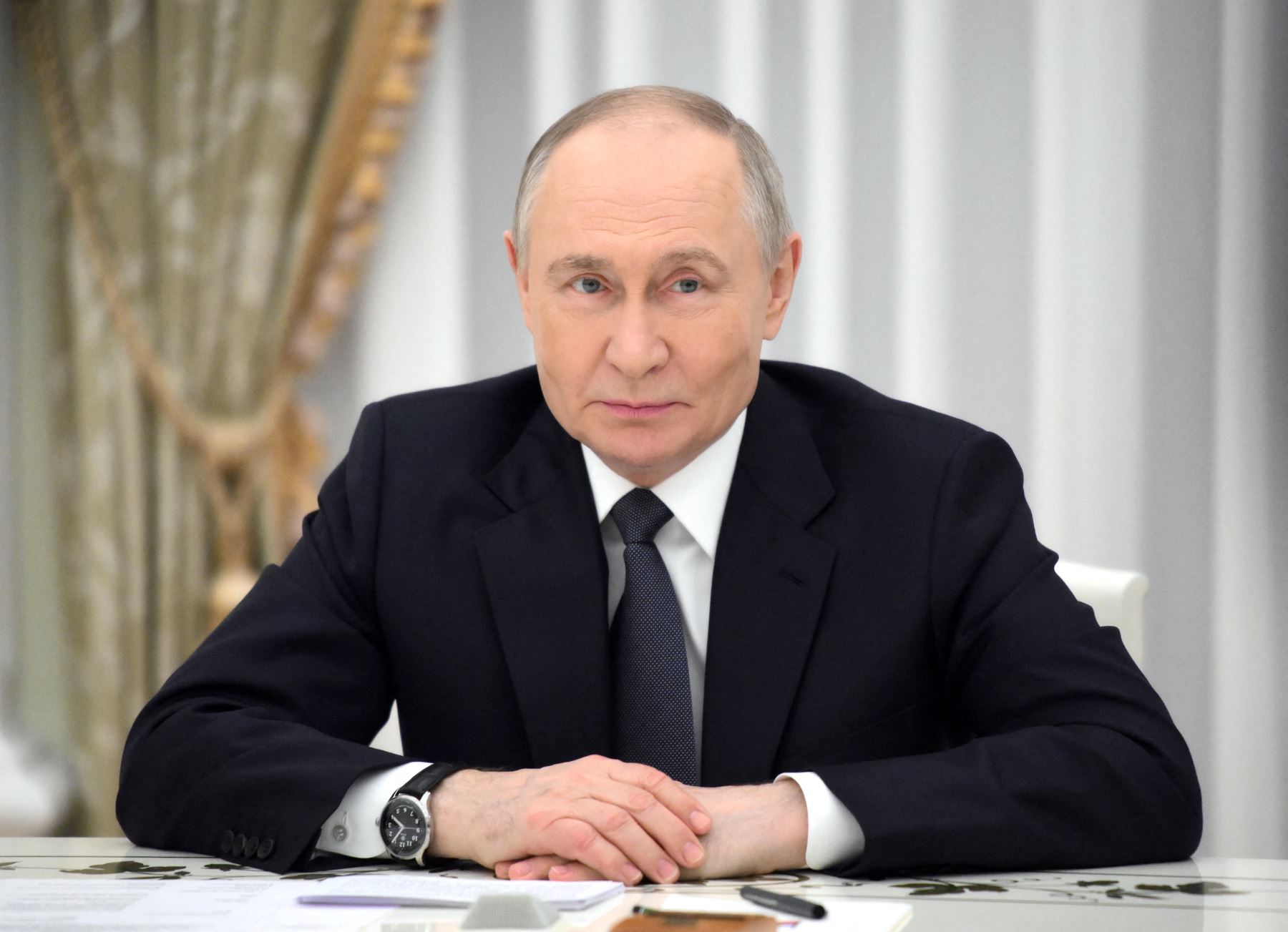 Rusia: Putin llama a buscar vías para un cese de hostilidades entre Irán e Israel