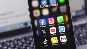 Cuentas deberán ser públicas: Estados Unidos revisará redes sociales de extranjeros que pidan visa de estudios
