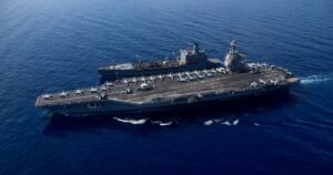 Estados Unidos movilizará otro portaaviones para reforzar su presencia militar cerca de Medio Oriente