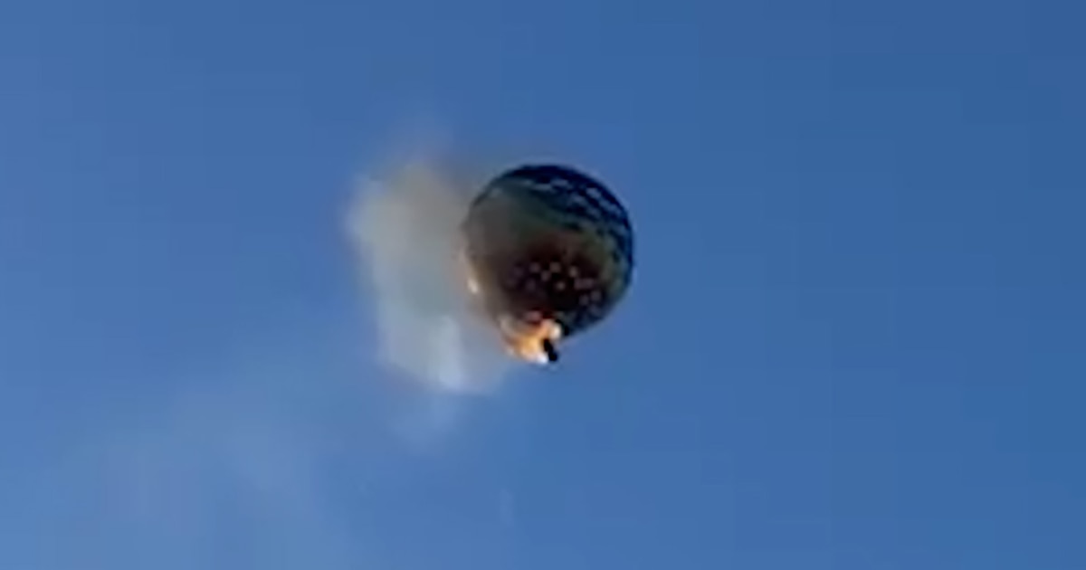 Tragedia en Brasil: un globo aerostático se prendió fuego en Santa Catarina y hay al menos ocho muertos