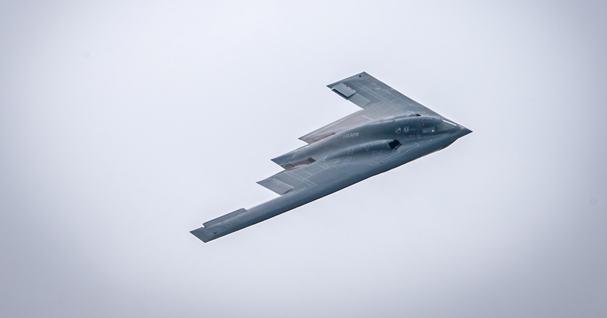 Cómo es el caza B-2 Spirit que utilizó Estados Unidos para atacar las instalaciones nucleares del régimen de Irán