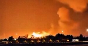 Ataques con drones golpearon bases militares en Irak en medio de la tensión regional