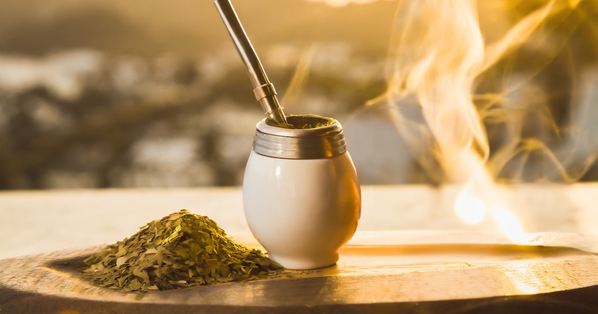Cómo eliminar el óxido de la bombilla del mate