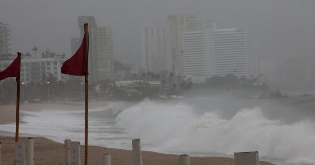 Se forma la tormenta tropical Andrea en el Atlántico, la primera de la temporada 2025: sigue su trayectoria