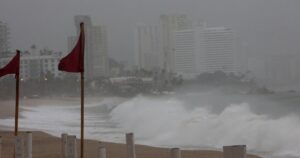 Se forma la tormenta tropical Andrea en el Atlántico, la primera de la temporada 2025: sigue su trayectoria