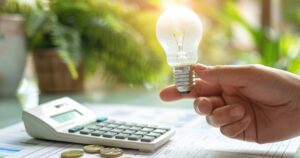 Los precios de la electricidad se disparan en EEUU: qué lo está provocando y qué dicen los expertos
