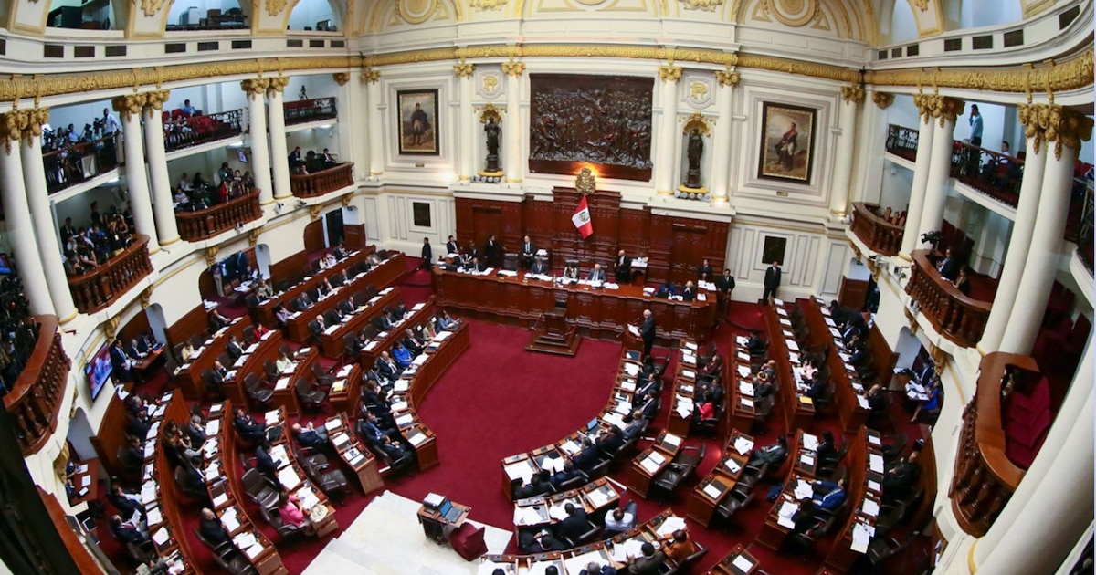 Congreso prohíbe a sus trabajadores declarar a la prensa sobre temas “que afecten” la imagen de congresistas