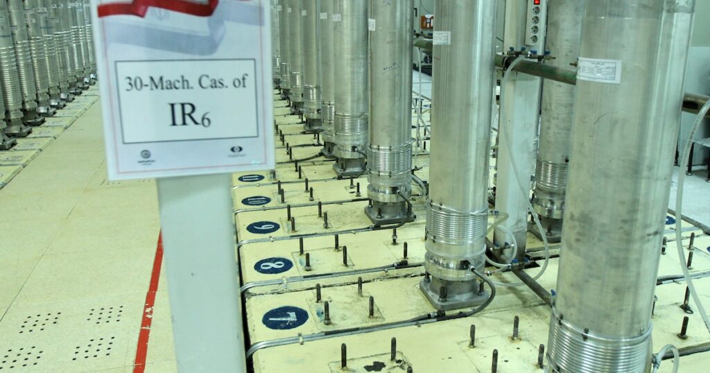 La OIEA advirtió que visitar las plantas nucleares de Irán y saber qué pasó con el uranio enriquecido es una prioridad