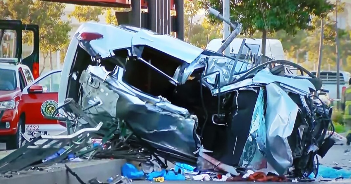 Un auto con una embarazada en labor de parto chocó a otro en Santiago de Chile: dos muertos y seis heridos