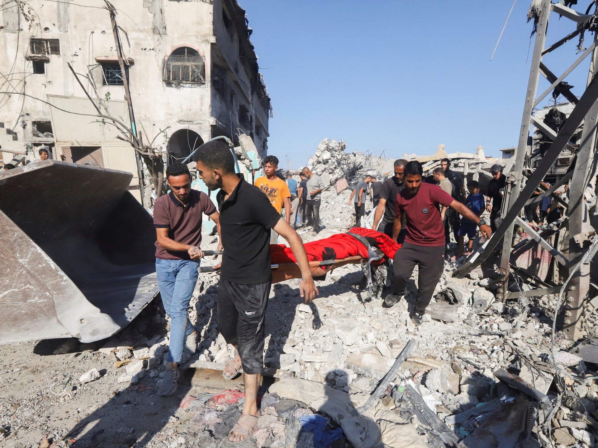 Los ataques israelíes matan al menos a 78 mientras Trump señala el progreso en las conversaciones de Gaza