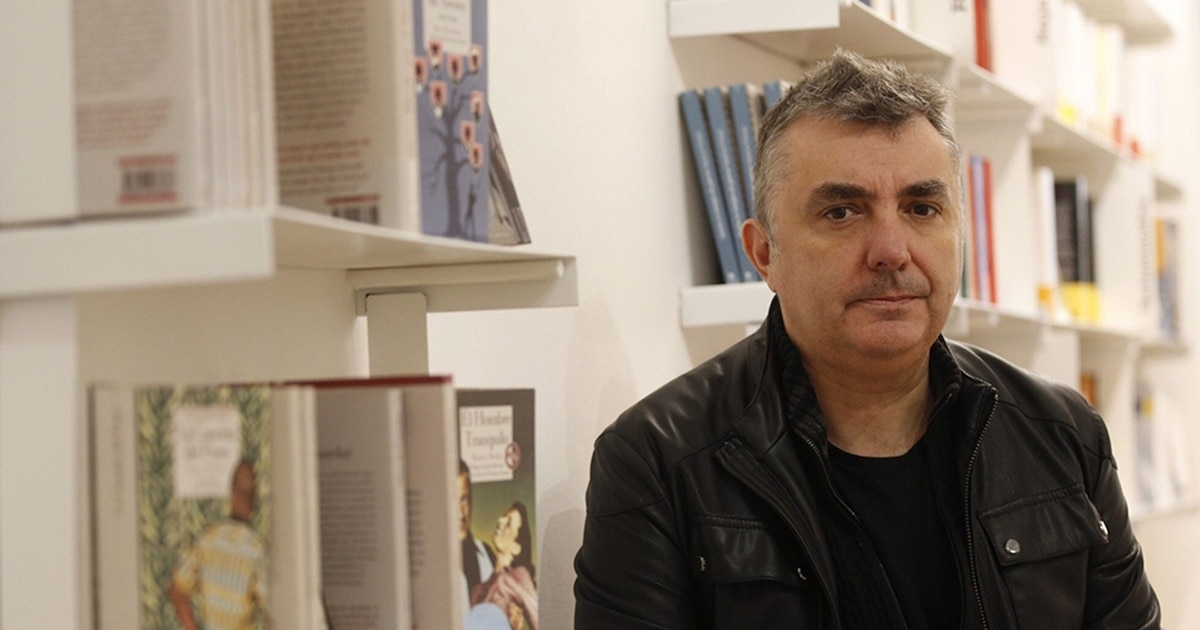 Manuel Vilas: “La literatura es un puente de comprensión del otro”