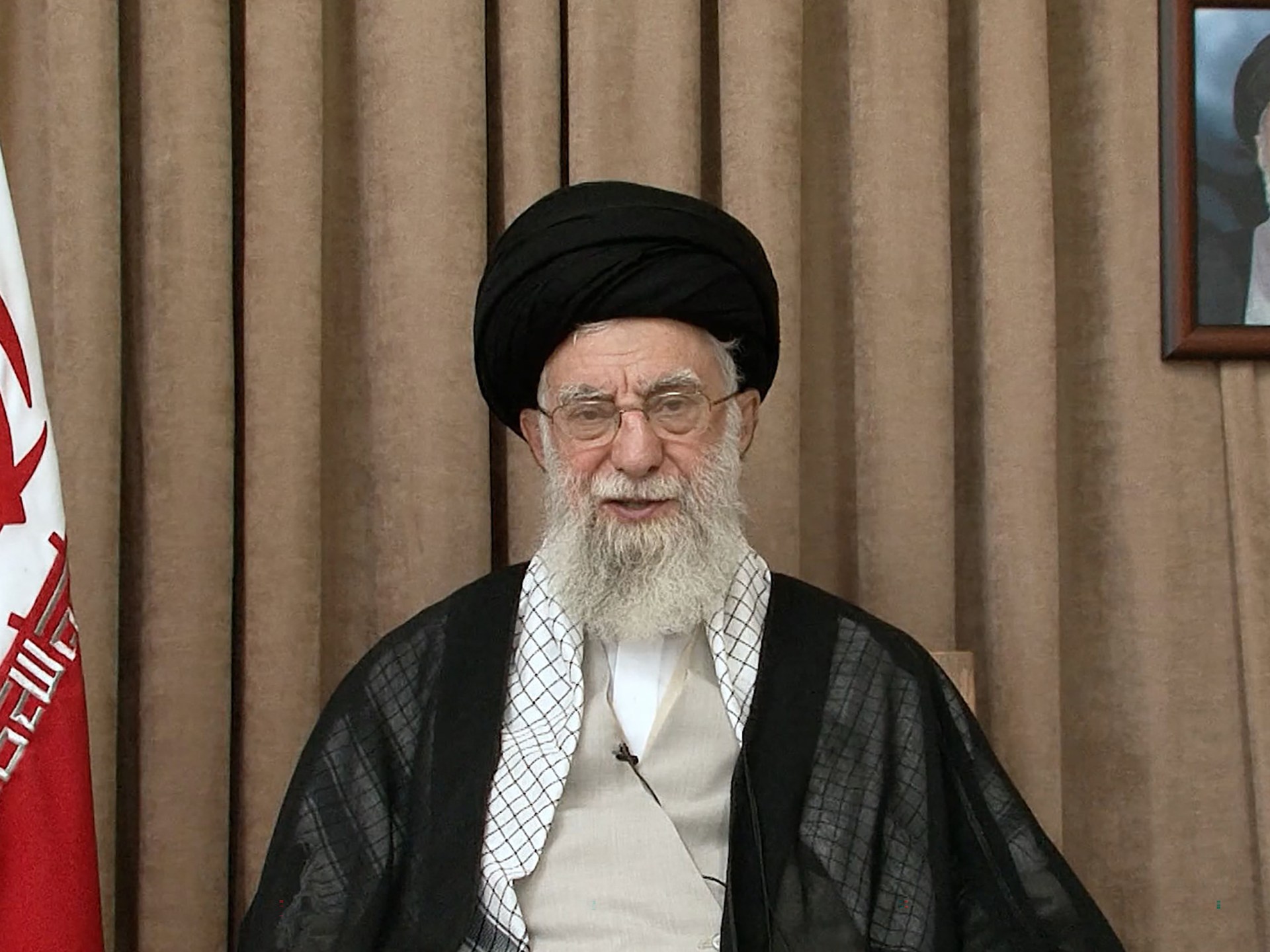 Desafiante Khamenei dice que Irán «nunca se rendirá» a los Estados Unidos