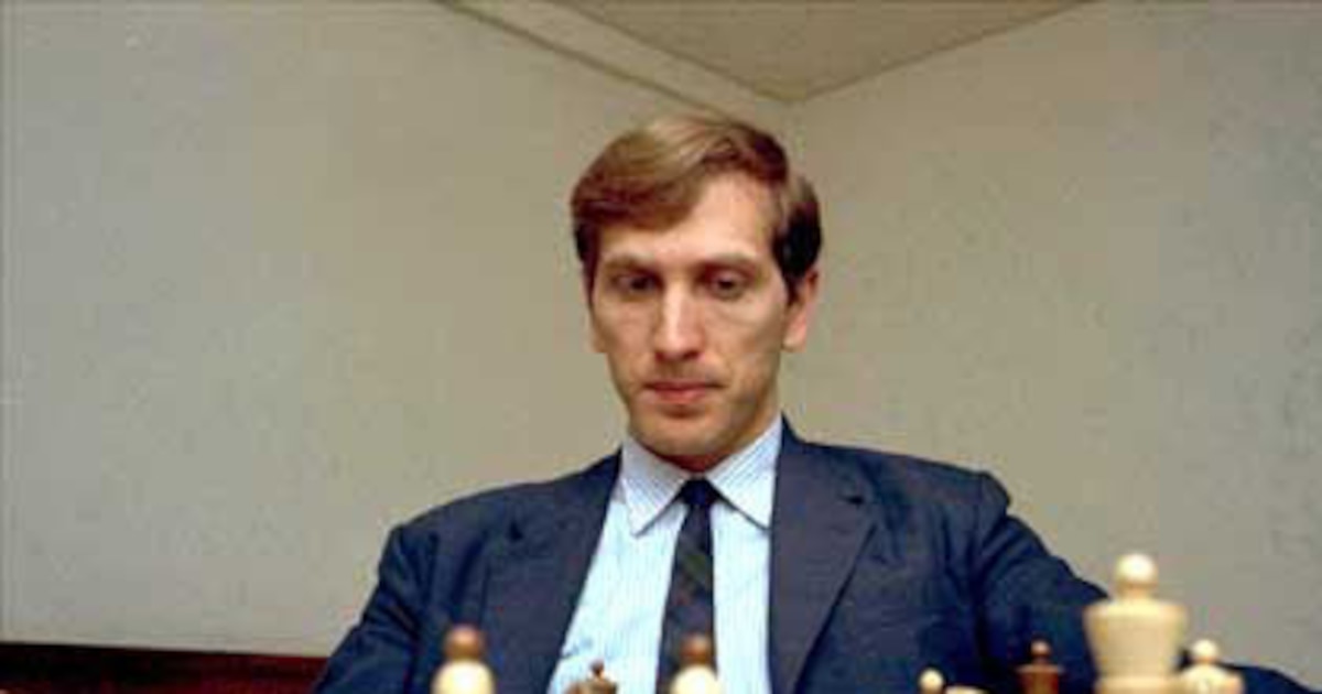 El hombre que revolucionó el ajedrez y sus controversias: cuando el cuerpo de Bobby Fischer fue exhumado por un reclamo de paternidad