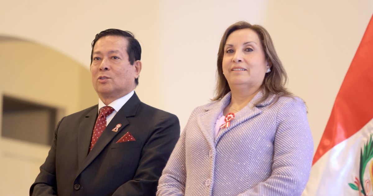 Premier Eduardo Arana negó que Dina Boluarte quiera tener un programa de TV: “eso lo dijeron los periodistas”