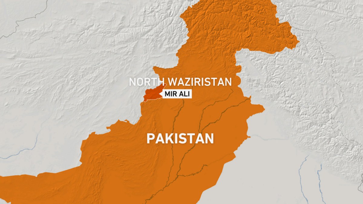 Al menos 13 soldados asesinados en bombardeos suicidas en el noroeste de Pakistán