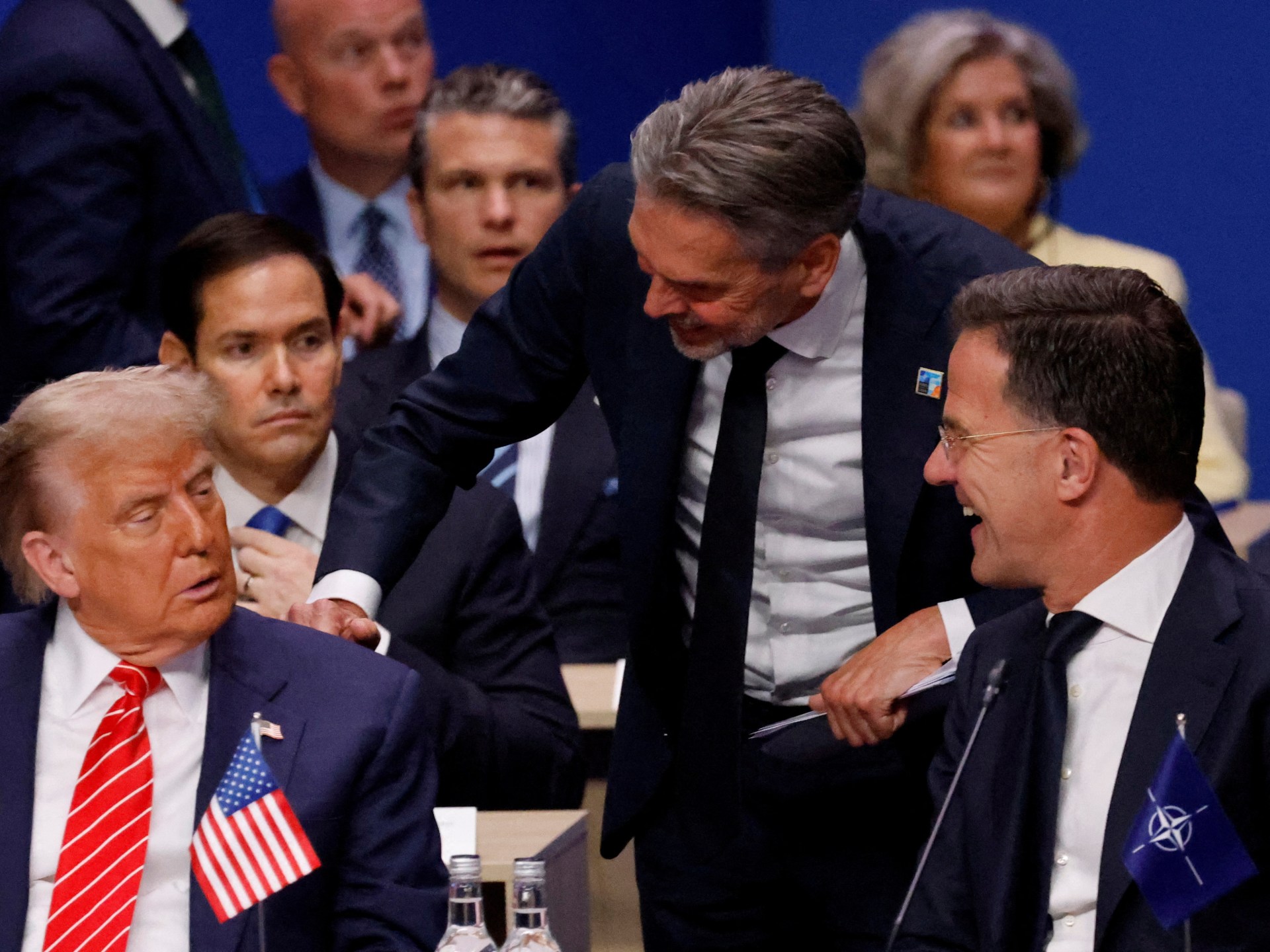 ‘Hey Daddy’: Cómo los diferentes líderes mundiales masajea el ego de Trump