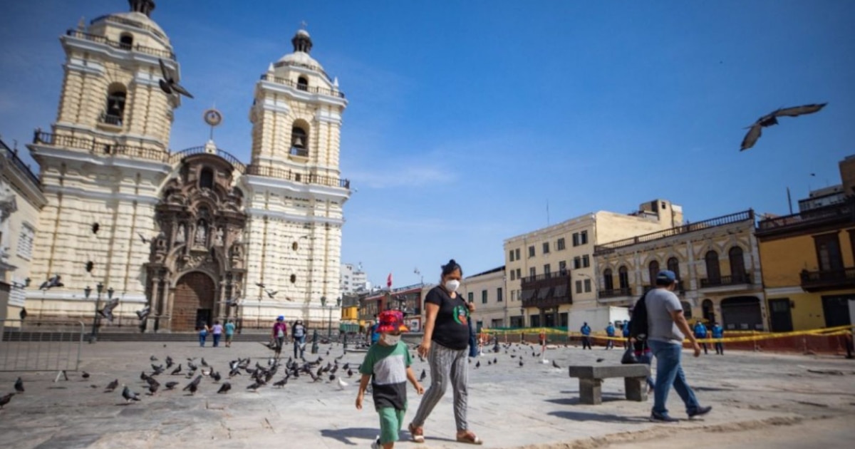 TC pone fin a la controversia por plazuela de Iglesia San Francisco: MML demolió el cerco perimétrico legalmente